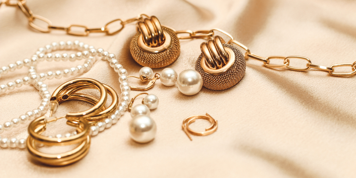 Gold Jewelry as an Investment: Understanding Value, Purity, and Profitability